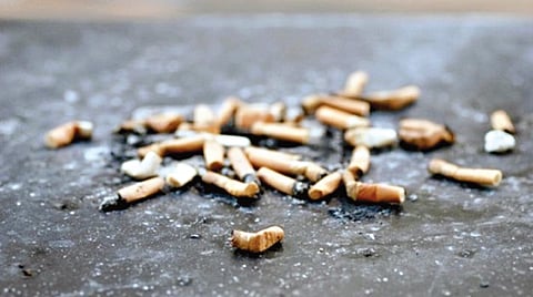 सिगारेटचे थोटूक ठरले 55 हजारांच्या दंडाचे कारण