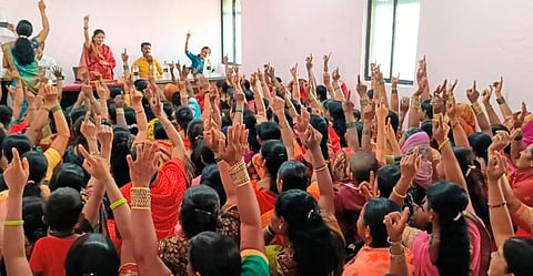 इंदापूर : अवैध धंदे बंदसाठी महिला सरसावल्या