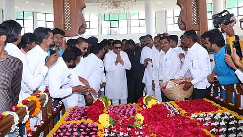 राज ठाकरे  