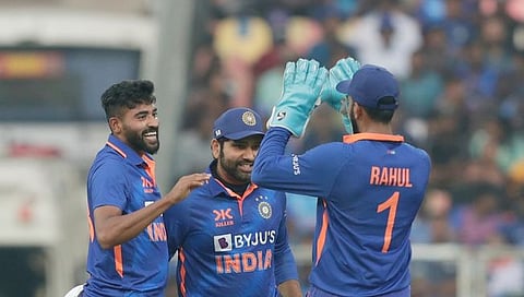 IND vs SL ODI : भारताने तब्बल ३१७ धावांनी उडवला श्रीलंकेचा धुव्वा