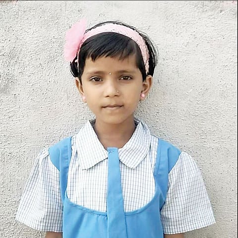 नगर : दुचाकीला पिकअपची धडक बसून शाळकरी मुलगी ठार