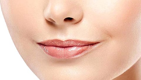 ओठांच्या सौंदर्यासाठी ‘या’ टिप्सचा करा अवलंब