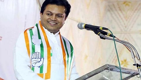 Amit Deshmukh: प्रदेश कमिटीच्या आदेशानंतरही अमित देशमुख यांची गैरहजेरी : चर्चेला पुन्हा उधाण