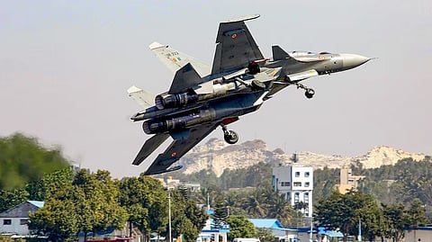 Aero India Show 2023 : ‘मेक इन इंडिया’, 15 लढाऊ विमाने, DRDO ची धोकादायक UAV… एरो इंडिया शोमध्ये काय खास आहे?