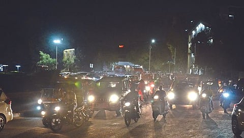 नाशिक मुंबई नाका चौक,www.pudhari.news