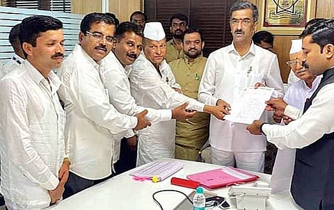 वडगाव मावळ : धरणग्रस्तांसाठी क्षेत्रवाटपाचा अहवाल सादर करा; मंत्री शंभुराजे देसाई यांचे निर्देश