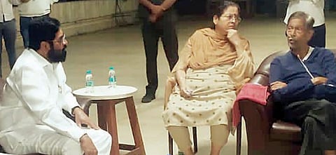 पुणे : खा. बापट यांची मुख्यमंत्र्यांनी घेतली भेट !