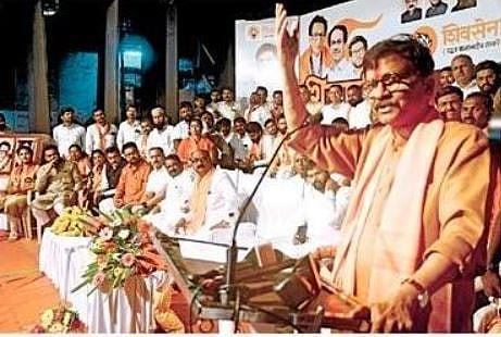 सांगली, मिरजेचे आमदार निवडून येतात कसे बघू : खा. संजय राऊत