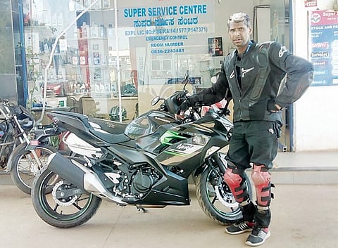 पुणे ते कन्याकुमारी प्रवास 24 तासांत; चिंचवडच्या विनील खारगेंची ‘धूम स्टाईल’