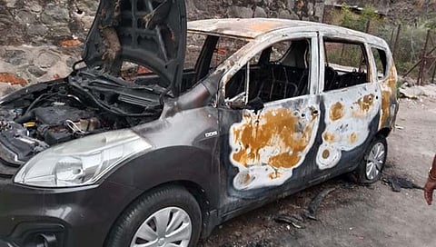 सोलापूर: मार्डीत सासुरवाडीला आलेल्या जावयाची कार पेटवली