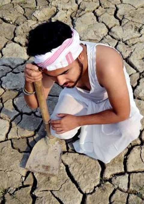 नगर जिल्ह्यातील 96 महसूल मंडळे दुष्काळ सदृश : पालकमंत्री राधाकृष्ण विखे