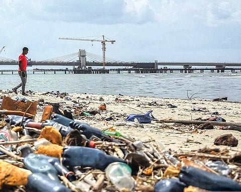 2040 पर्यंत महासागरांमध्ये तिप्पट होणार प्लास्टिक कचरा