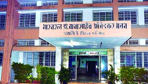 रत्नागिरी : जि.प. कॅन्टीनला ठाकरे-शिंदे वादाची ‘झळ’; कॅन्टीन खाली करण्याचे आदेश