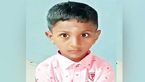 कोल्हापूर : तारदाळला भरधाव टेम्पोच्या धडकेत बालक ठार