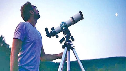 Education : अंतराळ अभ्यासाची अनोखी करिअर वाट