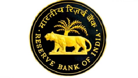 कर्ज हप्तेवाढीतून दिलासा; व्याज दर स्थिर राहणार