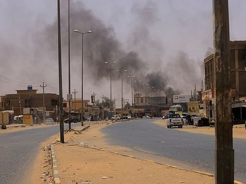 Sudan clashes : सुदानमध्‍ये हिंसाचाराचा भडका : ‘आरएसएफ’-सैन्यामधील संघर्षात १०० हून अधिक ठार, ११०० जखमी