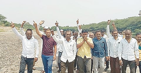 नेवाशात वाळू उपसा डेपोचा वाद पेटला