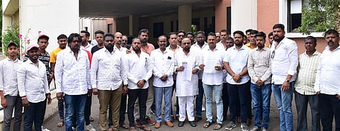 नगर : त्या समाजकंटकांना तत्काळ अटक करा; आंबेडकरी समाज आक्रमक