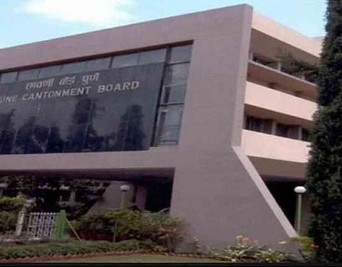 वाहनचालकांनी सोडला सुटकेचा नि:श्वास ! पुणे कॅन्टोन्मेंट बोर्डाने नाक्यांवर चिकटवली वसुली बंदची नोटीस