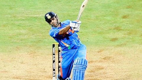 MS Dhoni : धोनीच्या वर्ल्डकप फायनलमधील षटकाराचा होणार विशेष सन्मान; वानखेडेमध्ये बनणार ‘विक्ट्री मेमोरियल’