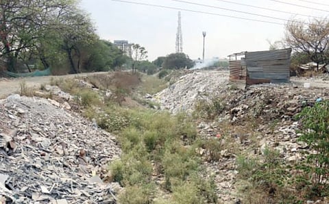 मुठा उजव्या कालव्याजागी सहापदरी रस्ताच होणार