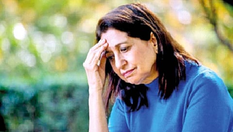 ‘संक्रमणकाळाला’ सामोरे जाताना…