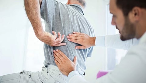 Back Pain : पाठदुखी जगासमोरील मोठे संकट, तीन वर्षांत वाढले सुमारे १२ कोटी रुग्ण!