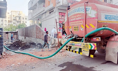 पाण्याअभावी पुणेकरांचे हाल; कपात केल्याने उपनगरांतील स्थिती