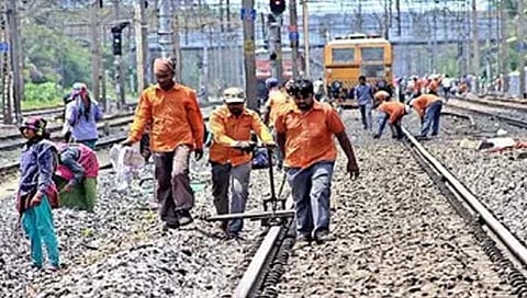 ट्रान्स हार्बर मार्गांवर ब्लॉक  