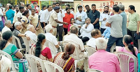 पालकमंत्री चंद्रकांत पाटील कोथरूडमध्ये अ‍ॅक्शन मोडवर