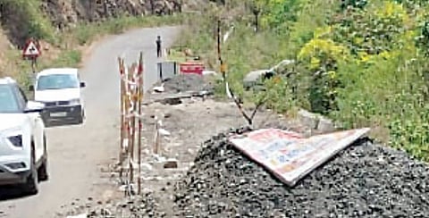 पानशेत रस्त्यावर अपघातांचा धोका