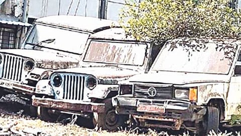 नाशिक : ९८ जुन्या वाहनांतून महापालिकेला मिळणार ‘इतके’ लाख