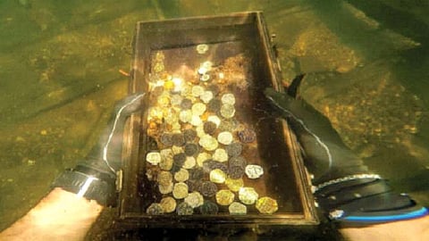 समुद्राच्या पोटात लपलंय अनेक टन बुडालेले सोने!