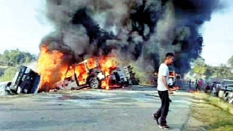 मणिपुरात स्फोट; दोघे ठार, चौघे गंभीर