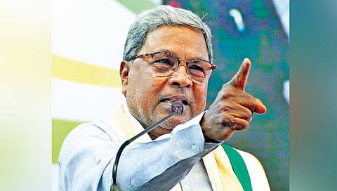 कर्नाटकप्रमाणे शिंदे-फडणवीस सरकार मुळासकट उखडून टाका : सिद्धरामय्या