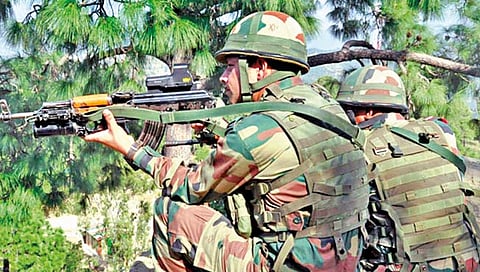 नियंत्रण रेषेवर हाय अलर्ट;आत्मघाती दहशतवाद्यांचा घुसखोरीचा कट