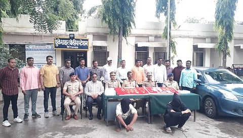 धुळे : चहातून गुगीचे औषध देऊन ६४ लाखांचे दागिने पळवणाऱ्या टोळीच्या मुसक्या आवळल्या