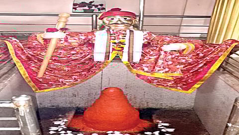 मोहाडी : ग्रामदैवत मोहाडमल्ल महाराज. 
(छाया : समाधान पाटील)