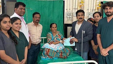 जळगाव : महिलेला ४२ व्या वर्षी मिळाले मातृत्व