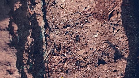 छत्रपती संभाजीनगर : जलजीवन मिशन योजनेत शासनालाच चुना; पाईपलाईनसाठी फोडला पुल