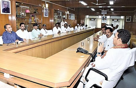 नगर : बंधारे भरण्यासाठी नियोजन करा : आ. काळे