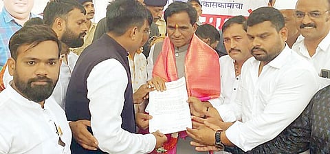 वडगावचा रेल्वे भुयारीमार्ग मार्गी लावा; गटनेते ढोरे यांची रेल्वे राज्यमंत्री दानवे यांच्याकडे मागणी