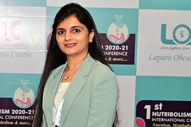 राधिका शहा-वाघोलीकर