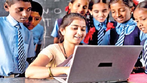 शिक्षण : गरज आधुनिक शिक्षकांची