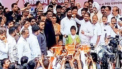 मुख्यमंत्री शिंदे  