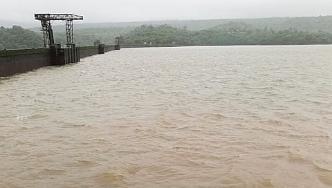 कोल्हापूर : राधानगरी धरण ७७ % भरले; चोवीस तासात ९० मिमी पाऊस