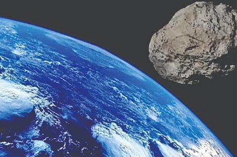 पृथ्वीच्या दिशेने येत आहे 52 फुटी लघुग्रह