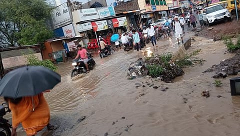 लातूर : औरादला एका तासात ५६ मिलीमीटर पाऊस