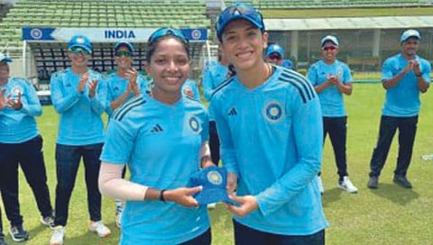 Minnu Mani : आदिवासी समाजातील लेक भारतीय संघात